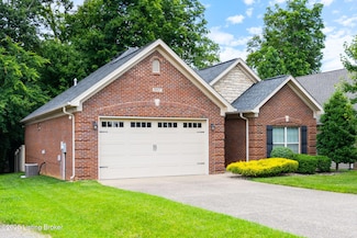 9317 Fernhill Dr, Louisville, KY 40291