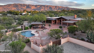 925 N Rancho Del Jefe Loop, Tucson, AZ 85748