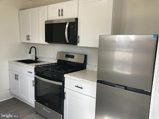1682 Harrison St Unit 2, Philadelphia, PA 19124