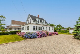 5 Onset Ave, Wareham, MA 02532