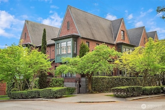 101 W Comstock St Unit 101, Seattle, WA 98119