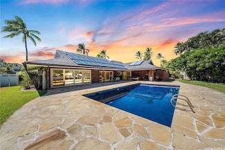 101 Kailuana Place, Kailua, HI 96734