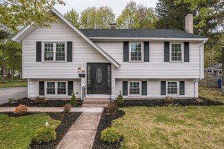 66 Damon Rd, Rockland, MA 02370