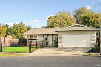 1557 Madrid Ct, Napa, CA 94559