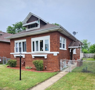 8127 S Blackstone Ave, Chicago, IL 60619