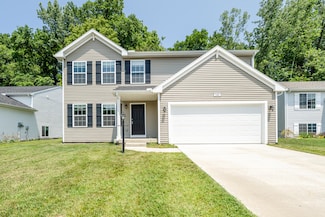 549 N Cygnet Lake Dr, Benton Harbor, MI 49022