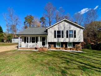 145 Pumpkin Patch Dr, North Wilkesboro, NC 28659