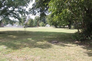 203 N Labette St, Frontenac, KS 66763