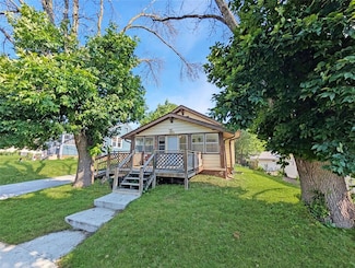 804 Morton Ave, Des Moines, IA 50316