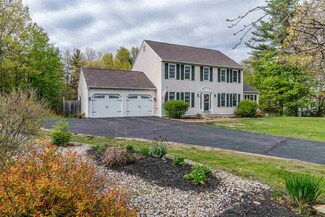 14 Colonial Dr, Litchfield, NH 03052