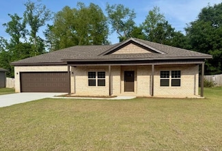 227 Tiffany Dr, Dothan, AL 36301