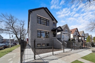 2200 N Kildare Ave, Chicago, IL 60639