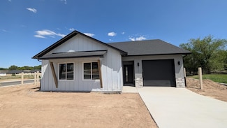 2646 B 1 2 Rd, Grand Junction, CO 81503