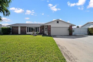 10137 Dahlia Ave, Palm Beach Gardens, FL 33410