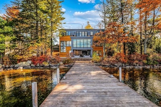 25 Birch Point Ln, Sunapee, NH 03782
