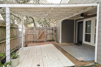 8705 Clearbrook Trail Unit B, Austin, TX 78729