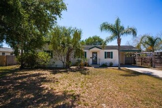 6718 Dartmouth Ave N, Saint Petersburg, FL 33710
