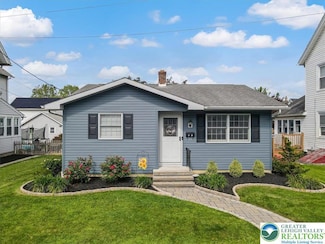 5129 3rd St, Whitehall, PA 18052