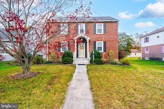 405 W Walnut St, North Wales, PA 19454