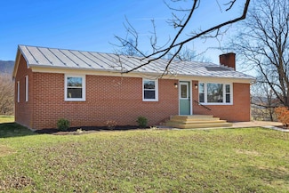 1726 Mountain Valley Rd, Keezletown, VA 22832