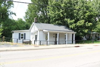 110 W Conwell St, Aurora, IN 47001