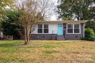 4021 Crestridge Dr, Charlotte, NC 28217