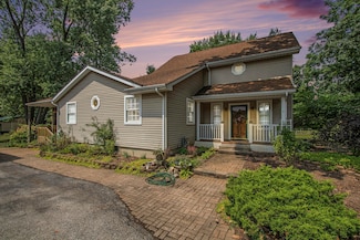 70170 Ironwood Dr, Niles, MI 49120