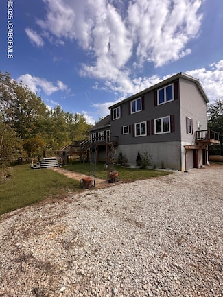 16100 Channel Ln, Henley, MO 65040