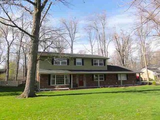 2609 W Twickingham Dr, Muncie, IN 47304