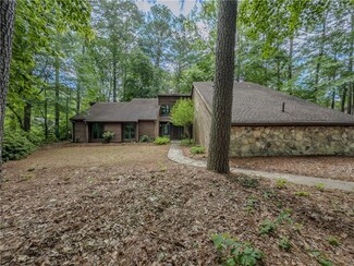 3835 Shawnee Run SW, Lilburn, GA 30047