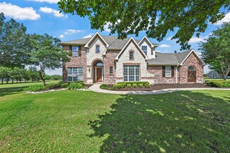 2235 Hillview Dr, Krum, TX 76249