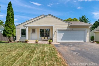 2314 Wayland Ln, Naperville, IL 60565