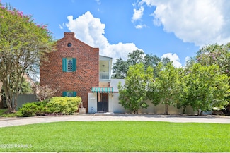 2 Rue de Verger, New Iberia, LA 70563