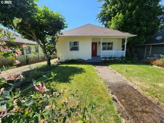 321 N 8th St, Cottage Grove, OR 97424