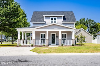 624 Hudson St, Greenville, NC 27834