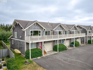 315 5th St NW Unit 101, Long Beach, WA 98631