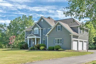 12 Pheasant Ln, New Boston, NH 03070