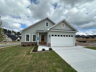 184 Fletcher Ridge Dr, Little Rock, AR 72223