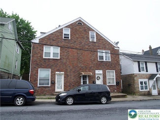 86 Garibaldi Ave, Roseto, PA 18013