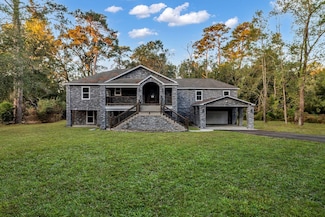 83 White Oak Dr N, New Caney, TX 77357