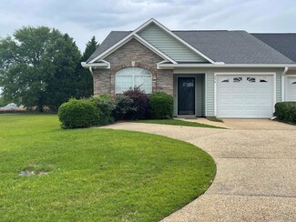 236 Huntington Pointe Dr, Thomasville, GA 31757