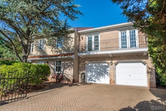 11 Juniper Ct, Edison, NJ 08820