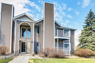 766 County Road F W Unit B, Shoreview, MN 55126