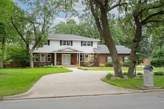 1708 Woodland Rd, Saint Cloud, MN 56304