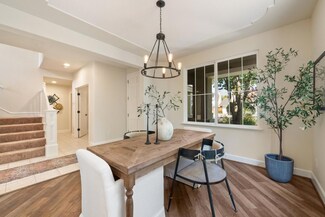 8781 Zinnia St, Gilroy, CA 95020