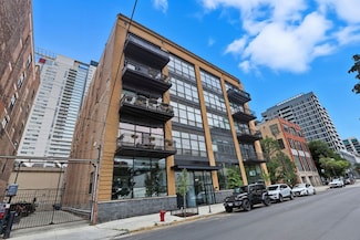 23 N Green St Unit 202, Chicago, IL 60607