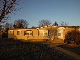 625 Patricia Ln, Henry, IL 61537