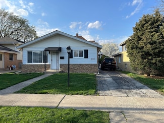 9102 Chestnut Ave, Franklin Park, IL 60131