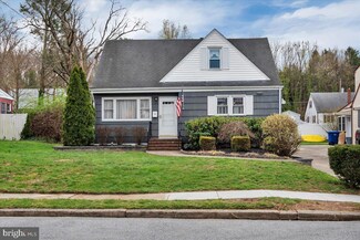 18 Ridgley St, Mount Holly, NJ 08060