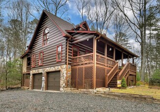 78 Chicasaw Dr, Ellijay, GA 30540